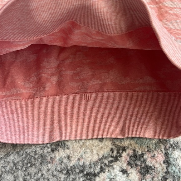 AYBL Long Sleeve Camo Crop Top - Picture 4 of 9